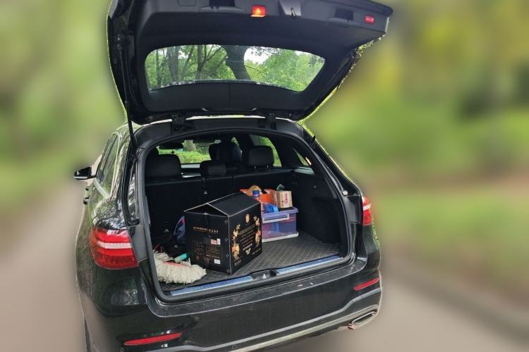 Used Mercedes-Benz GLC 2017 GLC 260 4MATIC Dynamic Edition Trunk