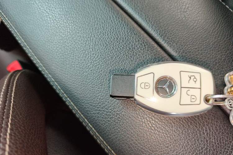 Used Mercedes-Benz GLC 2017 GLC 200 4MATIC Vehicle Key
