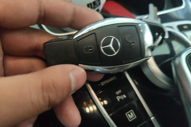 Used Mercedes-Benz GLC 2017 GLC 200 4MATIC Vehicle Key