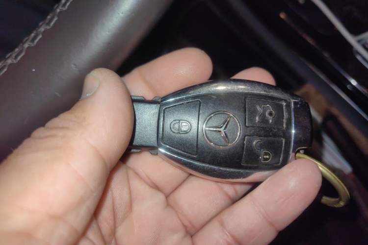 Used Mercedes-Benz GLC 2017 GLC 260 4MATIC Dynamic Edition Vehicle Key