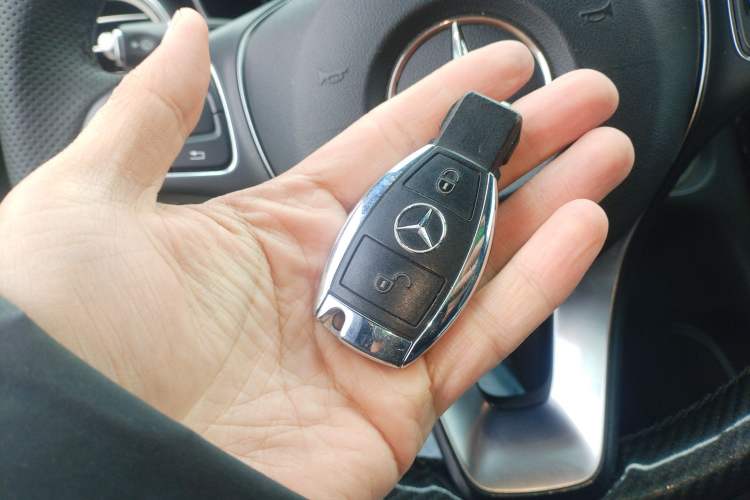 Used Mercedes-Benz GLC 2017 GLC 200 4MATIC Vehicle Key