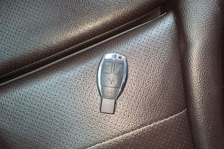 Used Mercedes-Benz GLC 2017 GLC 260 4MATIC Dynamic Edition Vehicle Key