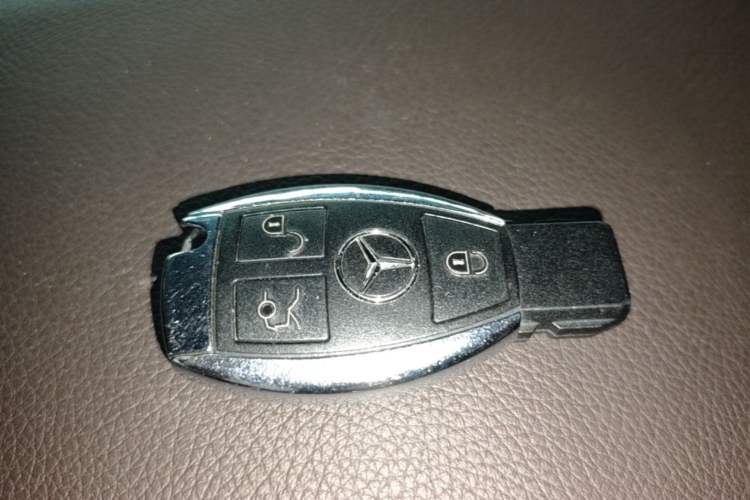 Used Mercedes-Benz GLC 2017 GLC 260 4MATIC Dynamic Edition Vehicle Key