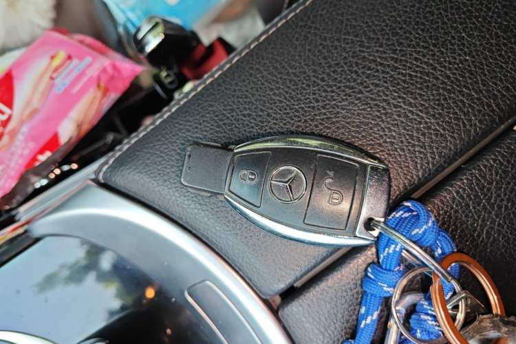 Used Mercedes-Benz GLC 2017 GLC 200 4MATIC Vehicle Key