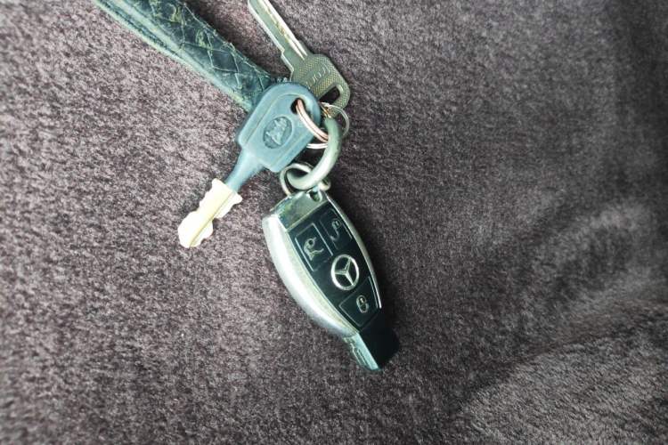 Used Mercedes-Benz GLC 2017 GLC 260 4MATIC Luxury Model Vehicle Key