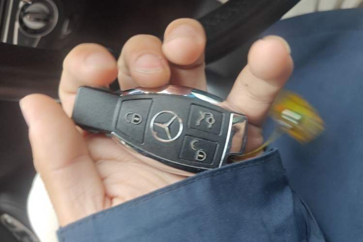 Used Mercedes-Benz GLC 2017 GLC 260 4MATIC Dynamic Edition Vehicle Key
