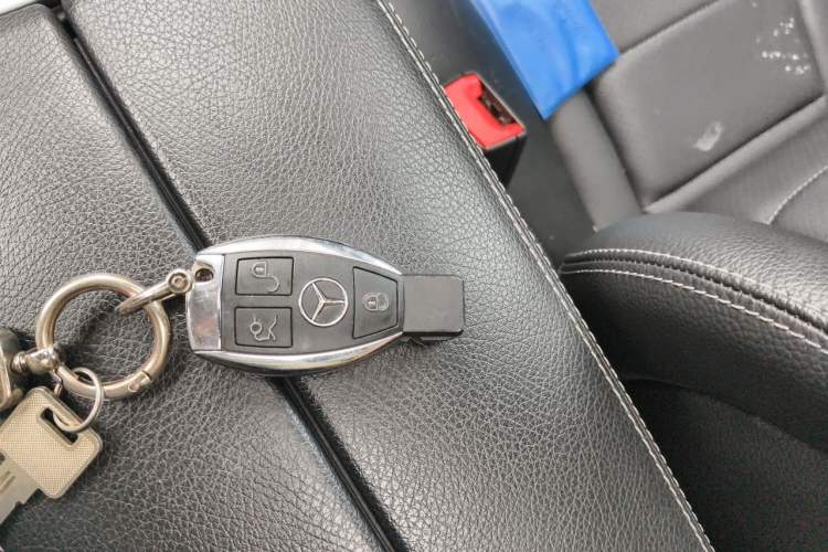 Used Mercedes-Benz GLC 2017 GLC 260 4MATIC Dynamic Edition Vehicle Key