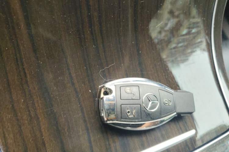 Used Mercedes-Benz GLC 2017 GLC 260 4MATIC Dynamic Edition Vehicle Key