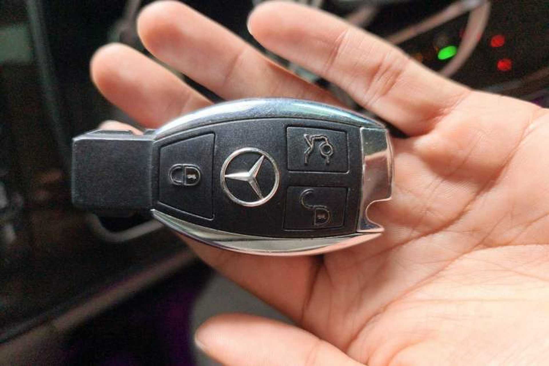 Used Mercedes-Benz GLC 2017 GLC 260 4MATIC Luxury Model Vehicle Key