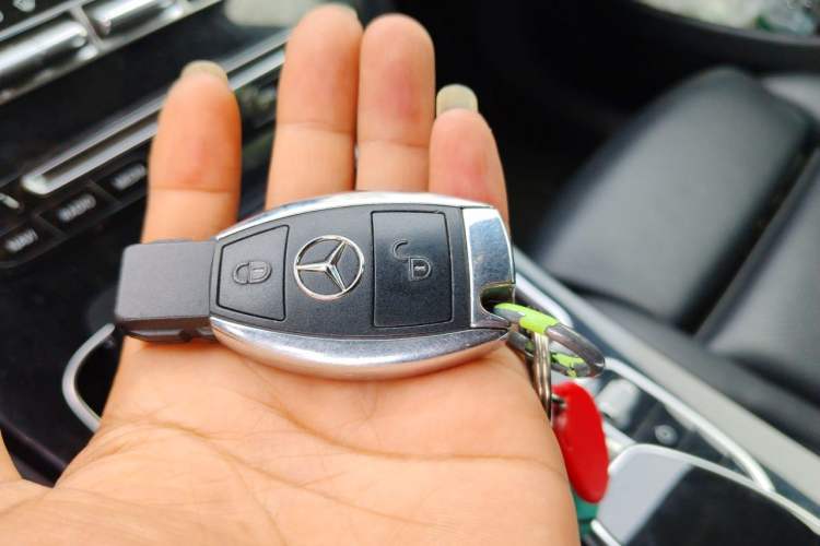 Used Mercedes-Benz GLC 2017 GLC 200 4MATIC Vehicle Key