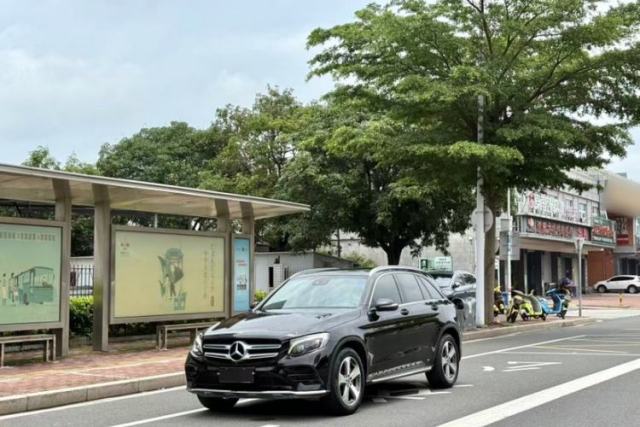 Used Mercedes-Benz GLC 2017 GLC 300 4MATIC Sport Edition