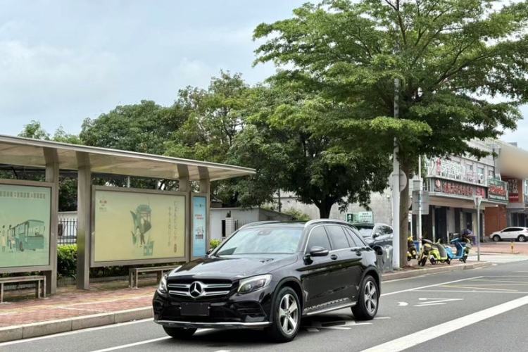 Used Mercedes-Benz GLC 2017 GLC 300 4MATIC Sport Edition Guazi used car, China used car export, Used car for sale, Used cars, Cheapest cars for sale