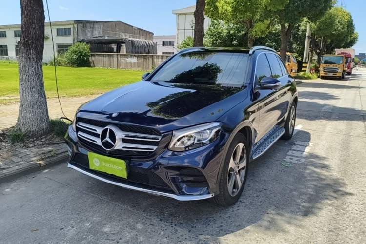 Used Mercedes-Benz GLC 2017 GLC 260 4MATIC Luxury Model Guazi used car, China used car export, Used car for sale, Used cars, Cheapest cars for sale