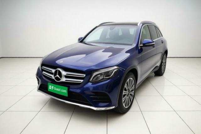 Ojetý Mercedes-Benz GLC 2017 GLC 260 4MATIC Dynamic Edition