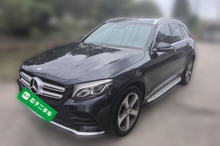 Używany Mercedes-Benz GLC 2017 GLC 260 4MATIC Luxury Model Guazi used car, China used car export, Used car for sale, Used cars, Cheapest cars for sale