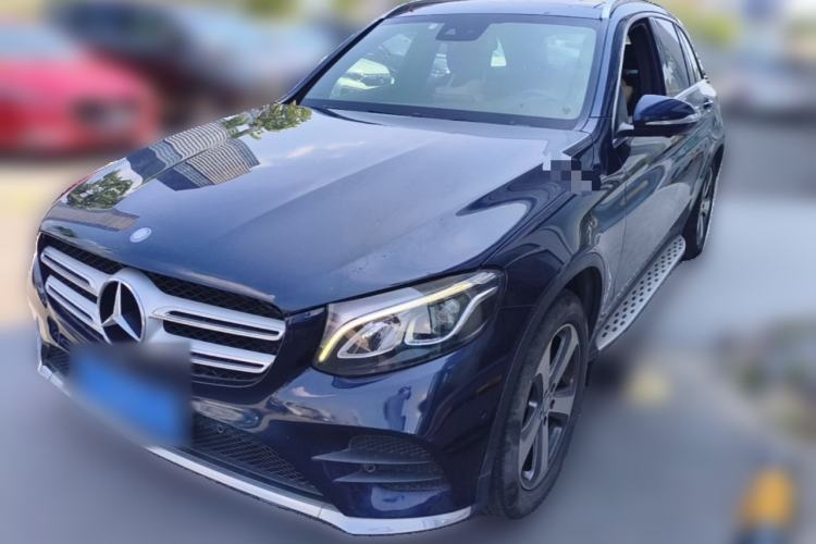 Used Mercedes-Benz GLC 2017 GLC 260 4MATIC Luxury Model Guazi used car, China used car export, Used car for sale, Used cars, Cheapest cars for sale