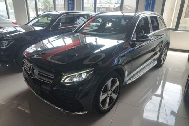 Used Mercedes-Benz GLC 2017 GLC 260 4MATIC Luxury Model
