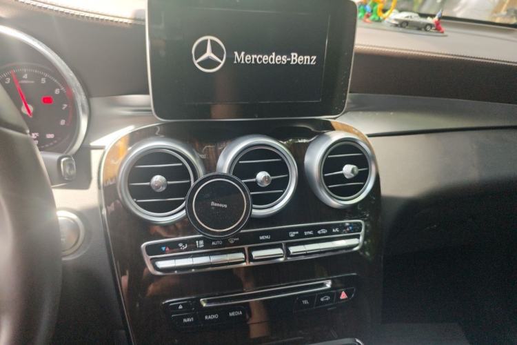 Used Mercedes-Benz GLC 2017 GLC 260 4MATIC Luxury Model Audio And AC Panel