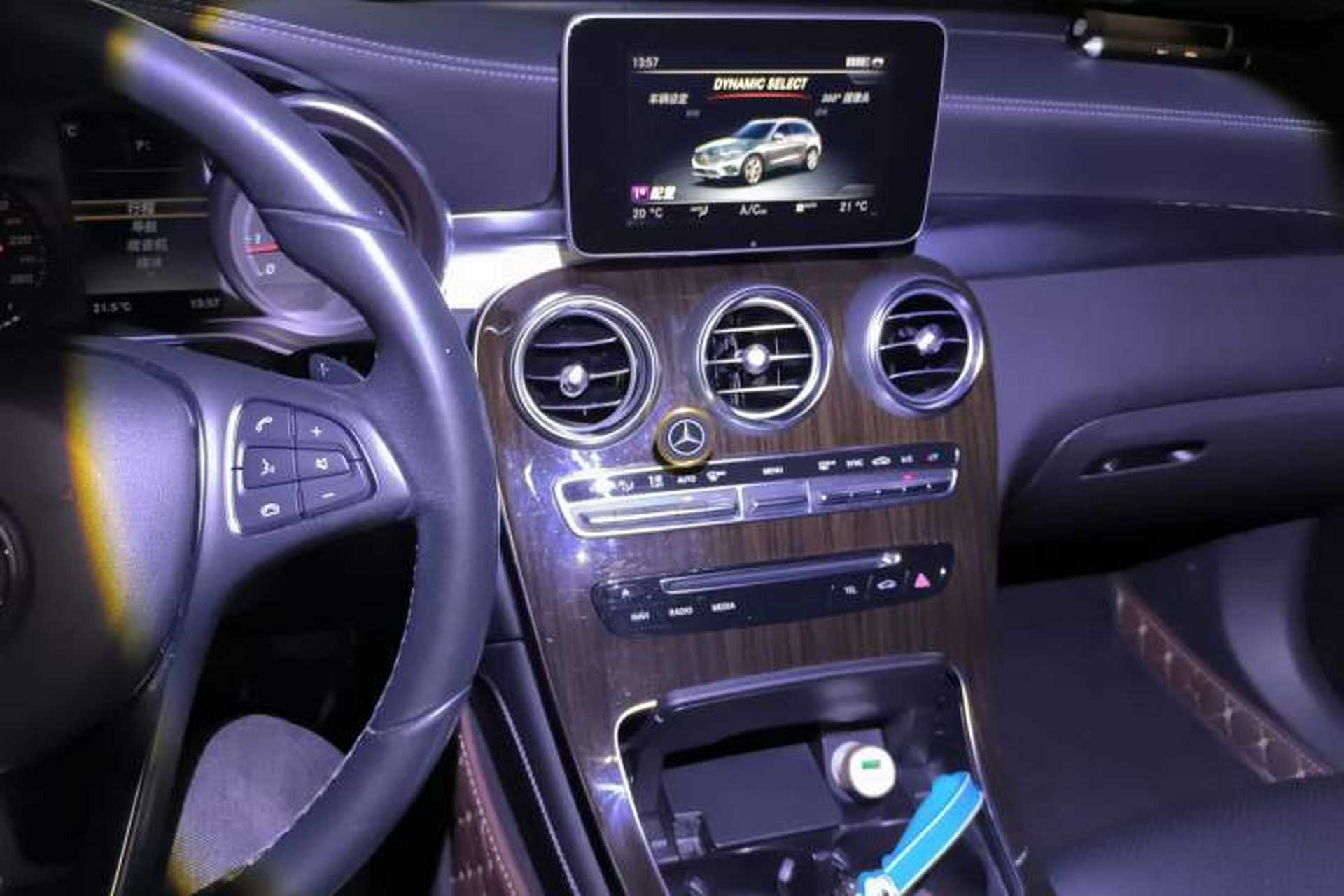 Used Mercedes-Benz GLC 2017 GLC 260 4MATIC Luxury Model Audio And AC Panel