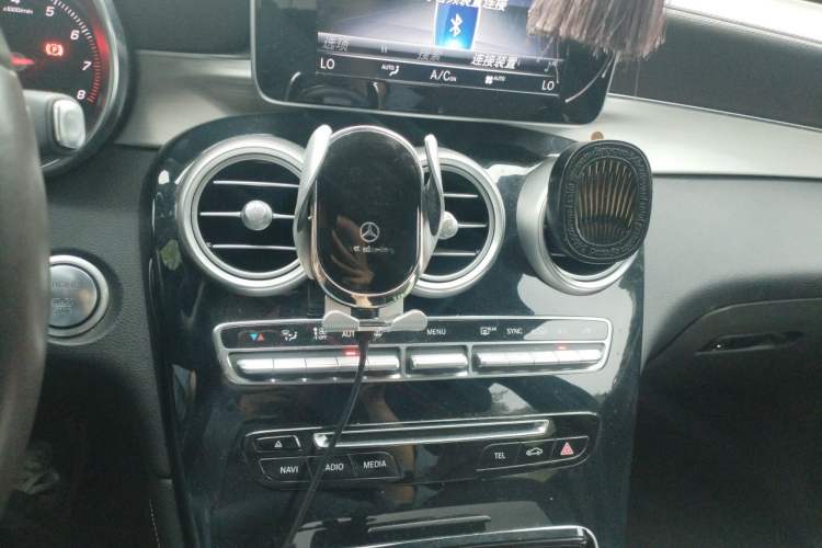 Used Mercedes-Benz GLC 2017 GLC 200 4MATIC Audio And AC Panel