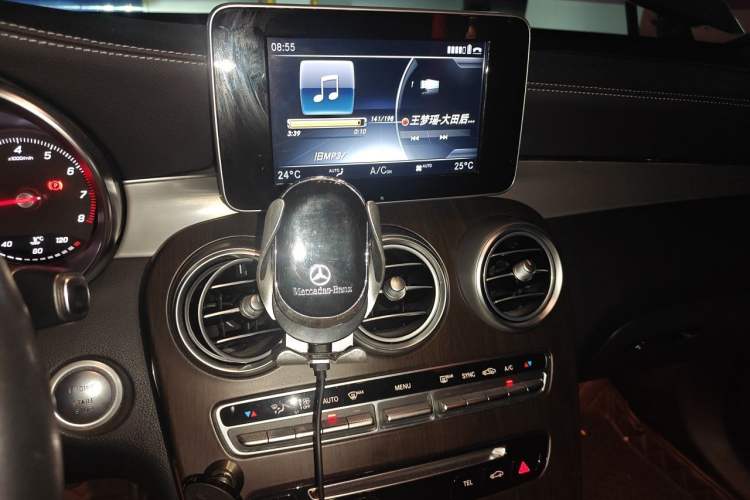 Used Mercedes-Benz GLC 2017 GLC 200 4MATIC Audio And AC Panel