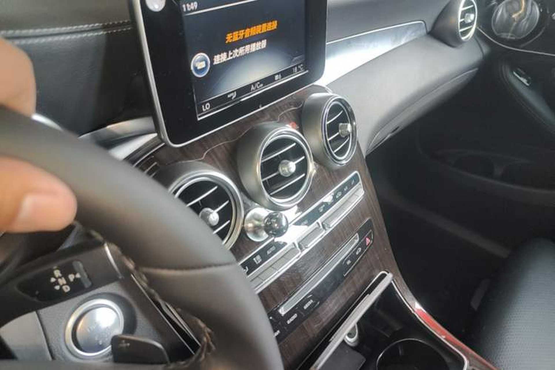 Used Mercedes-Benz GLC 2017 GLC 260 4MATIC Luxury Model Audio And AC Panel