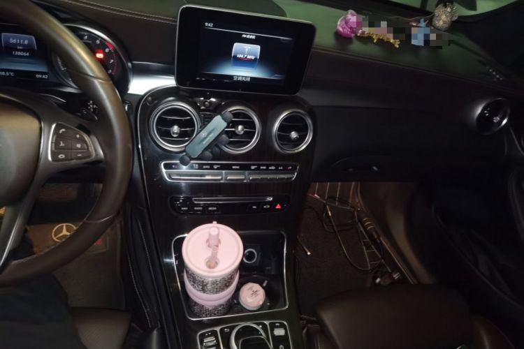 Used Mercedes-Benz GLC 2017 GLC 260 4MATIC Dynamic Edition Audio And AC Panel
