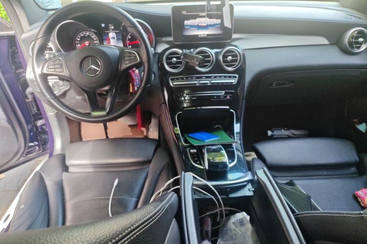 Used Mercedes-Benz GLC 2017 GLC 200 4MATIC Center Console