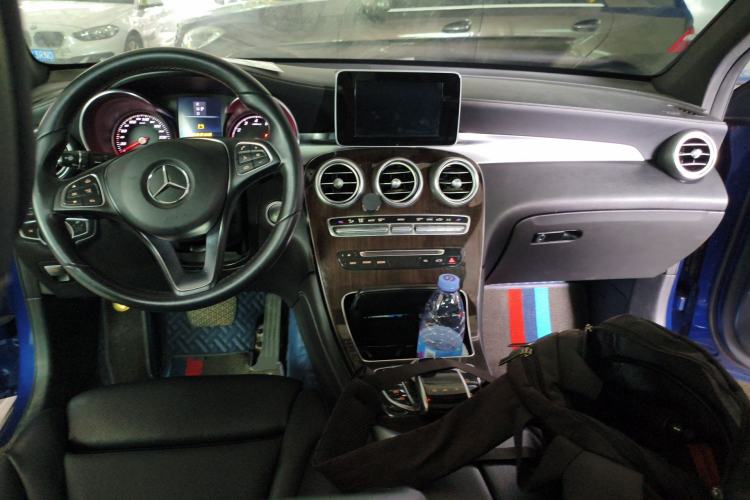 Used Mercedes-Benz GLC 2017 GLC 260 4MATIC Dynamic Edition Center Console