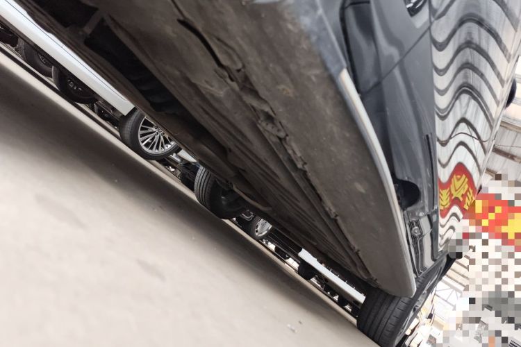 Used Mercedes-Benz GLC 2017 GLC 260 4MATIC Luxury Model Chassis Front Left