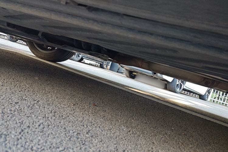 Used Mercedes-Benz GLC 2017 GLC 260 4MATIC Dynamic Edition Chassis Front Left