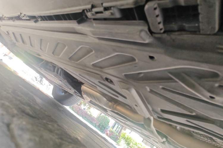 Used Mercedes-Benz GLC 2017 GLC 200 4MATIC Chassis Rear Left