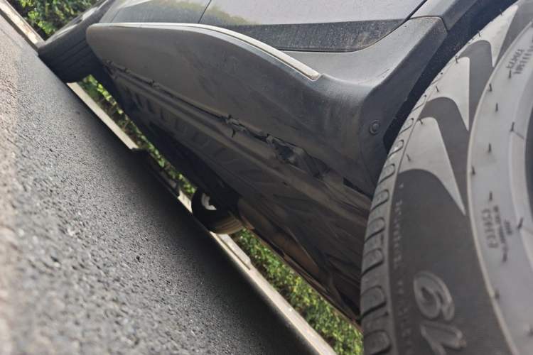 Used Mercedes-Benz GLC 2017 GLC 260 4MATIC Luxury Model Chassis Rear Left