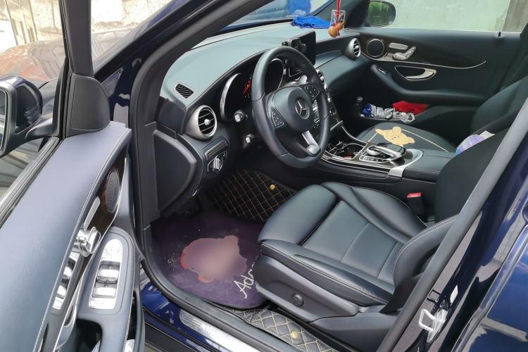 Used Mercedes-Benz GLC 2017 GLC 260 4MATIC Dynamic Edition Driver Seat