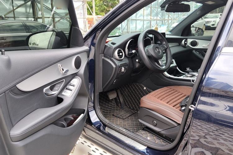 Used Mercedes-Benz GLC 2017 GLC 200 4MATIC Driver Seat