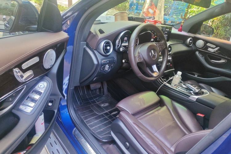 Used Mercedes-Benz GLC 2017 GLC 260 4MATIC Luxury Model Driver Seat
