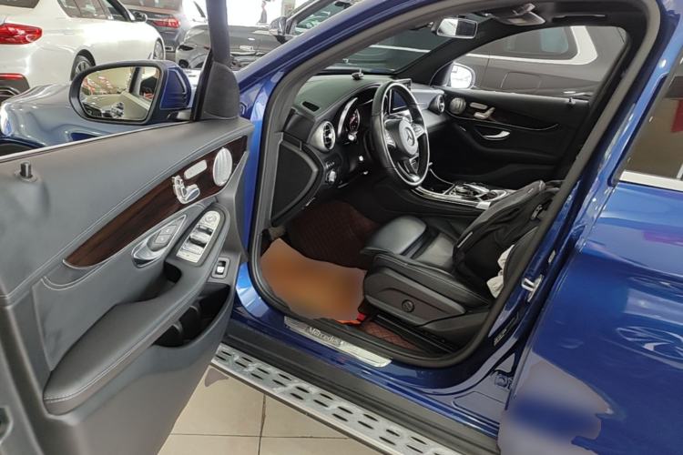 Used Mercedes-Benz GLC 2017 GLC 260 4MATIC Luxury Model Driver Seat