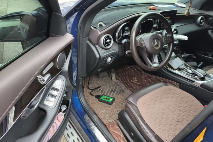 Used Mercedes-Benz GLC 2017 GLC 260 4MATIC Luxury Model Driver Seat