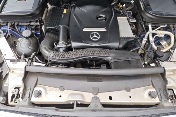 Used Mercedes-Benz GLC 2017 GLC 260 4MATIC Luxury Model Engine Bay