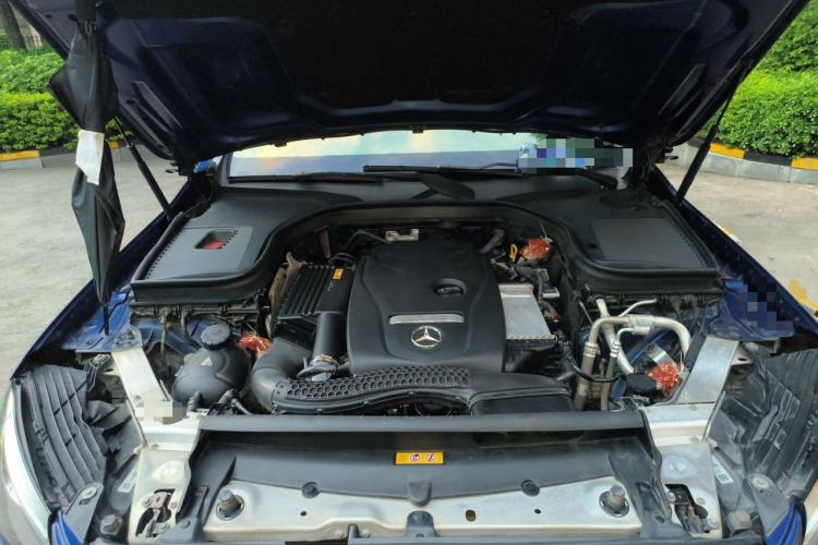 Used Mercedes-Benz GLC 2017 GLC 260 4MATIC Luxury Model Engine Bay