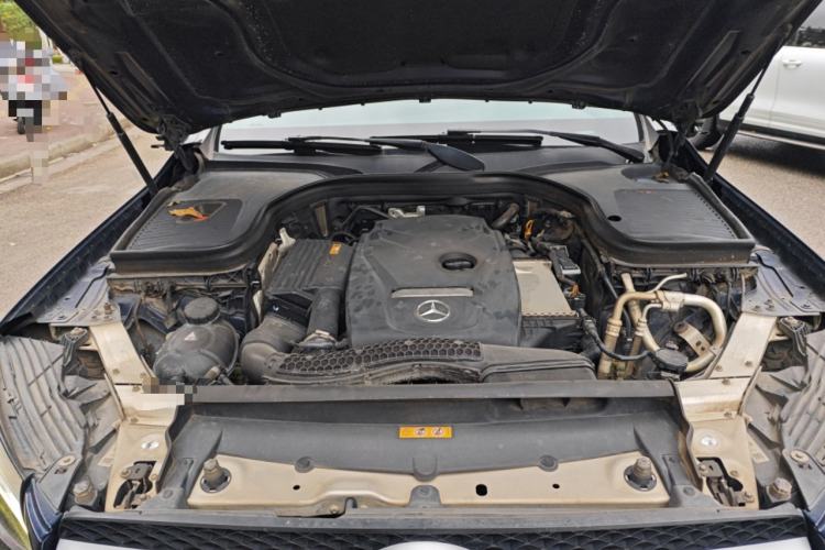 Used Mercedes-Benz GLC 2017 GLC 260 4MATIC Dynamic Edition Engine Bay