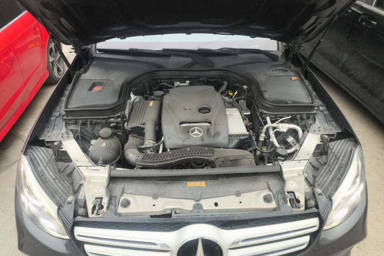 Used Mercedes-Benz GLC 2017 GLC 260 4MATIC Dynamic Edition Engine Bay