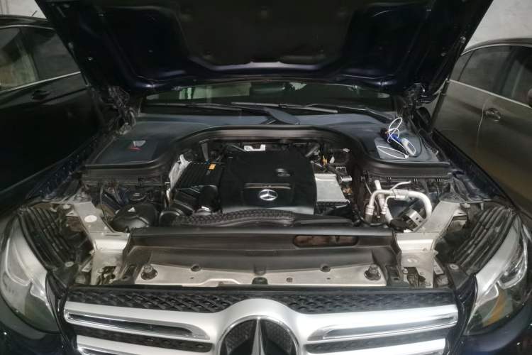 Used Mercedes-Benz GLC 2017 GLC 260 4MATIC Luxury Model Engine Bay