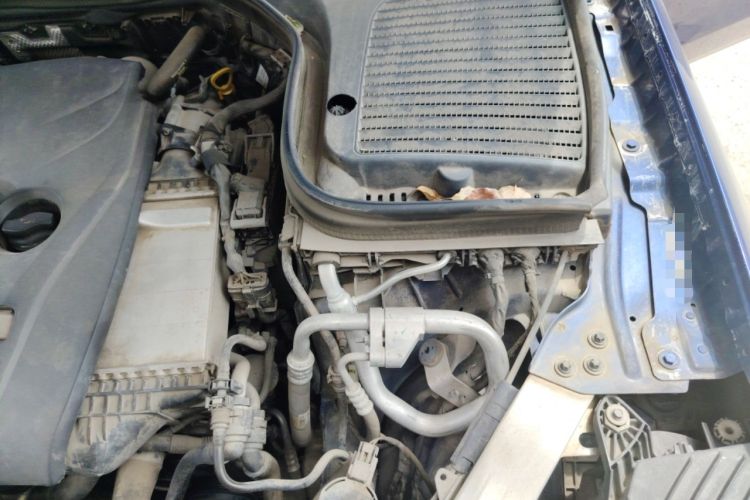 Used Mercedes-Benz GLC 2017 GLC 200 4MATIC Engine Bay Left