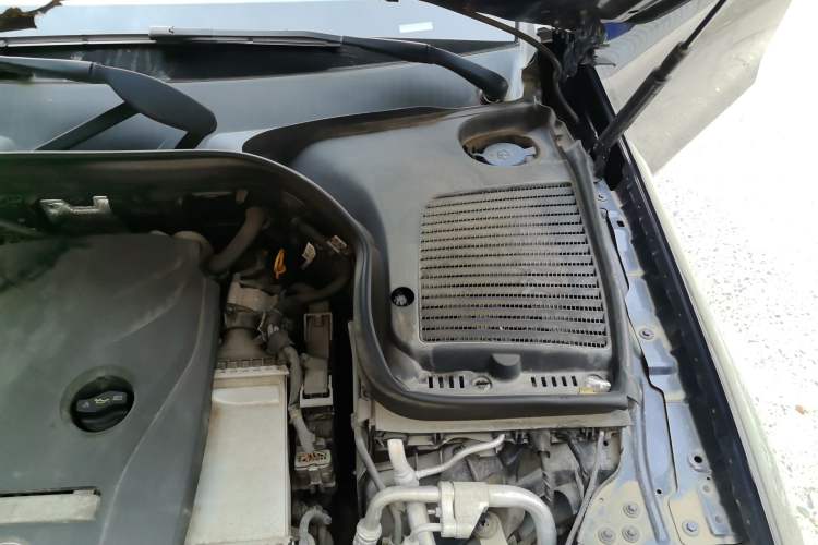 Used Mercedes-Benz GLC 2017 GLC 260 4MATIC Dynamic Edition Engine Bay Left
