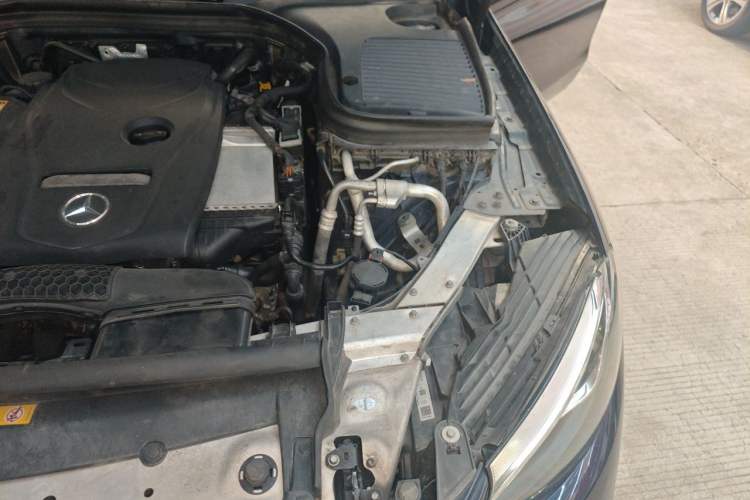 Used Mercedes-Benz GLC 2017 GLC 260 4MATIC Luxury Model Engine Bay Left