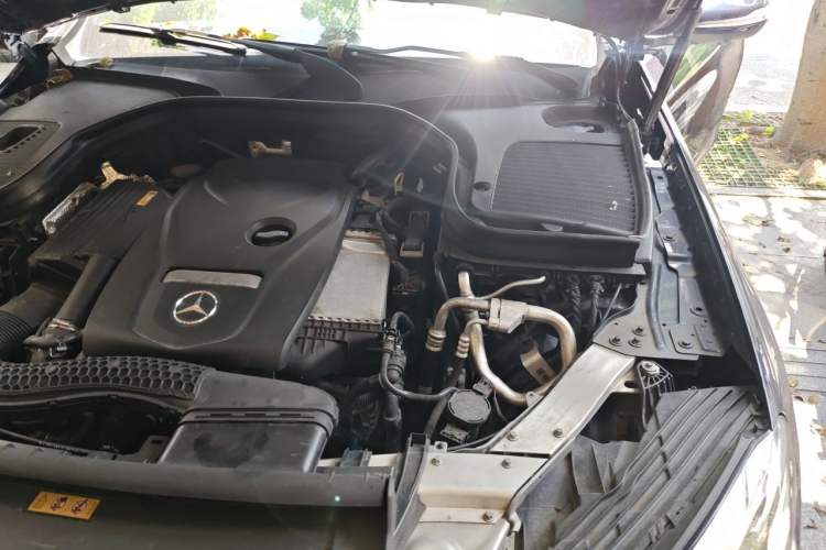 Used Mercedes-Benz GLC 2017 GLC 300 4MATIC Sport Edition Engine Bay Left