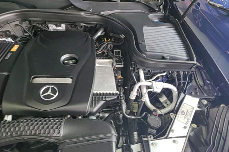 Used Mercedes-Benz GLC 2017 GLC 260 4MATIC Luxury Model Engine Bay Left