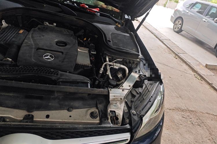 Used Mercedes-Benz GLC 2017 GLC 260 4MATIC Dynamic Edition Engine Bay Left