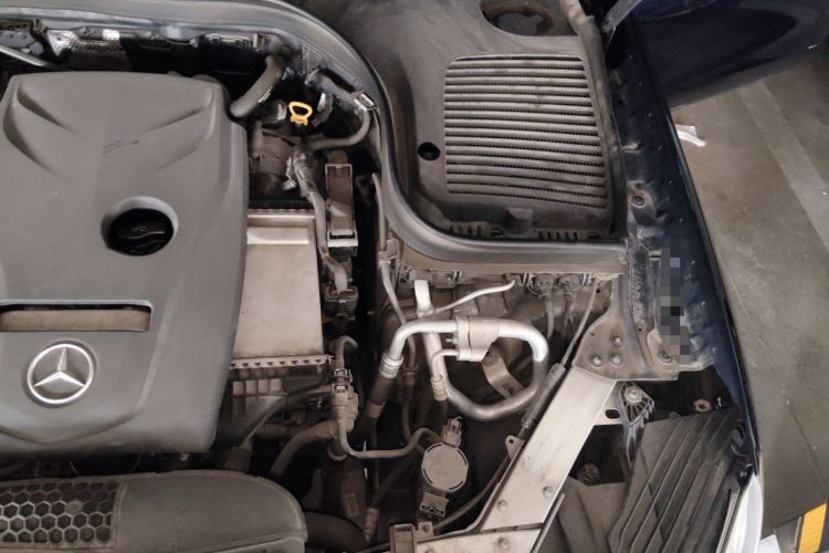 Used Mercedes-Benz GLC 2017 GLC 200 4MATIC Engine Bay Left